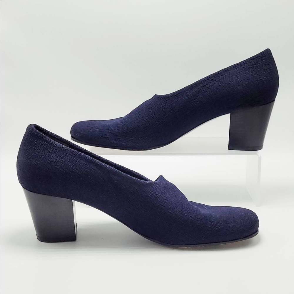 Robert Clergerie Navy Stacked Heel Pumps
